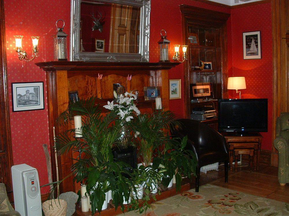 Craigard House *