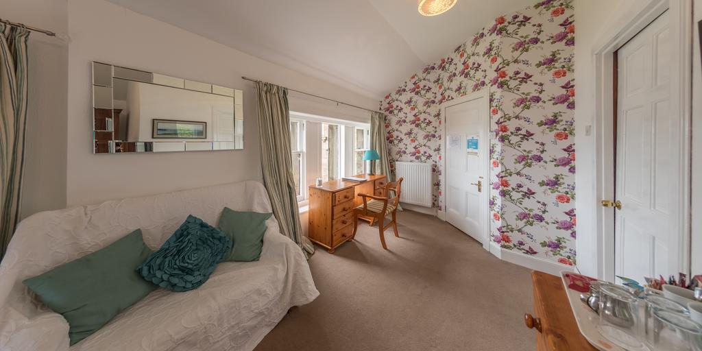 Craigard House *